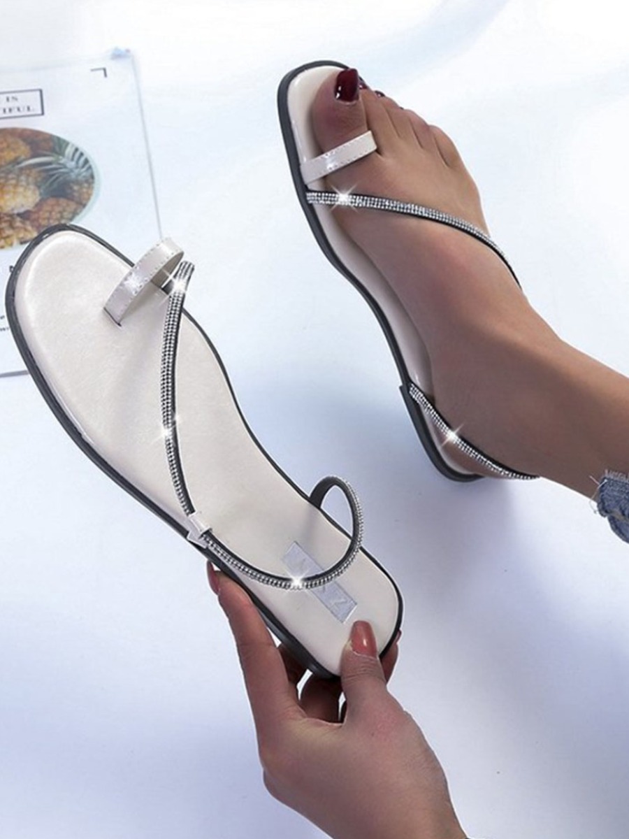 

Lovely Street Square-toe White Sandals