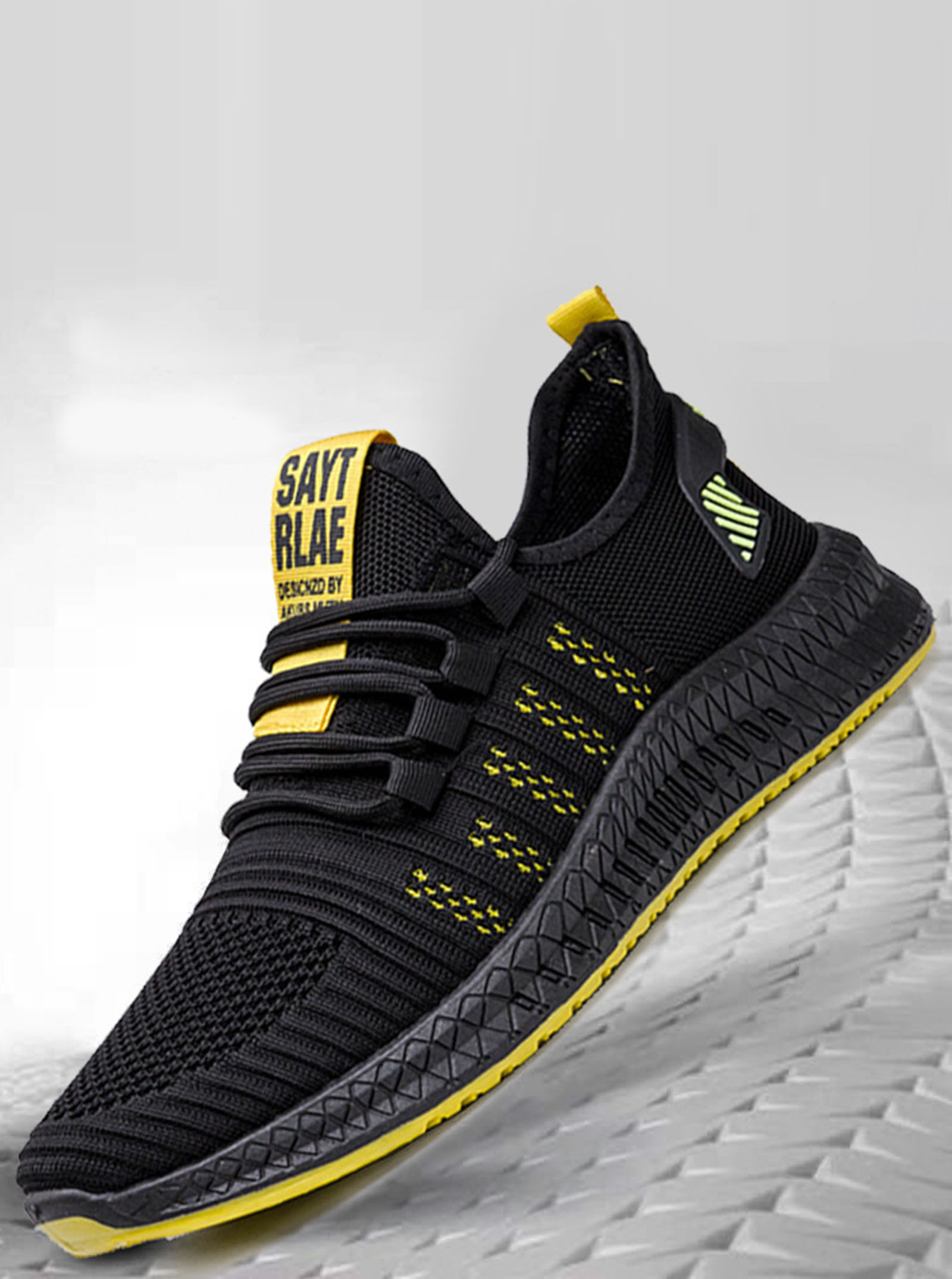 

Lovely Men Sporty Letter Print Yellow Sneakers