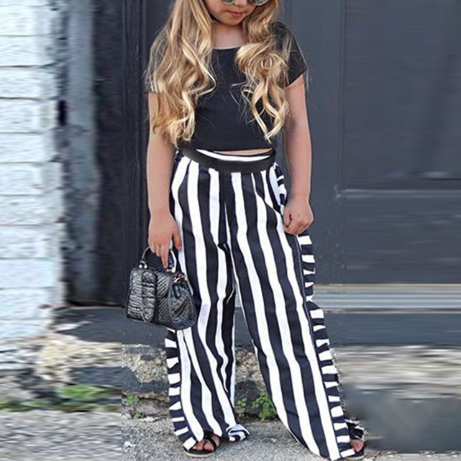 

Lovely Gilr Casual Flounce Design Striped Black Two Piece Pants Set