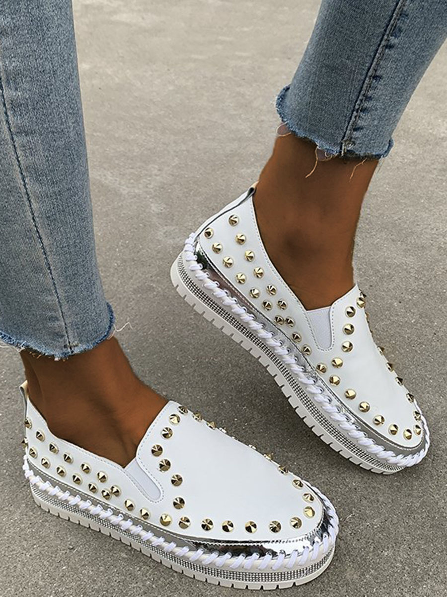 

LW Street Rivet Decoration White Flats