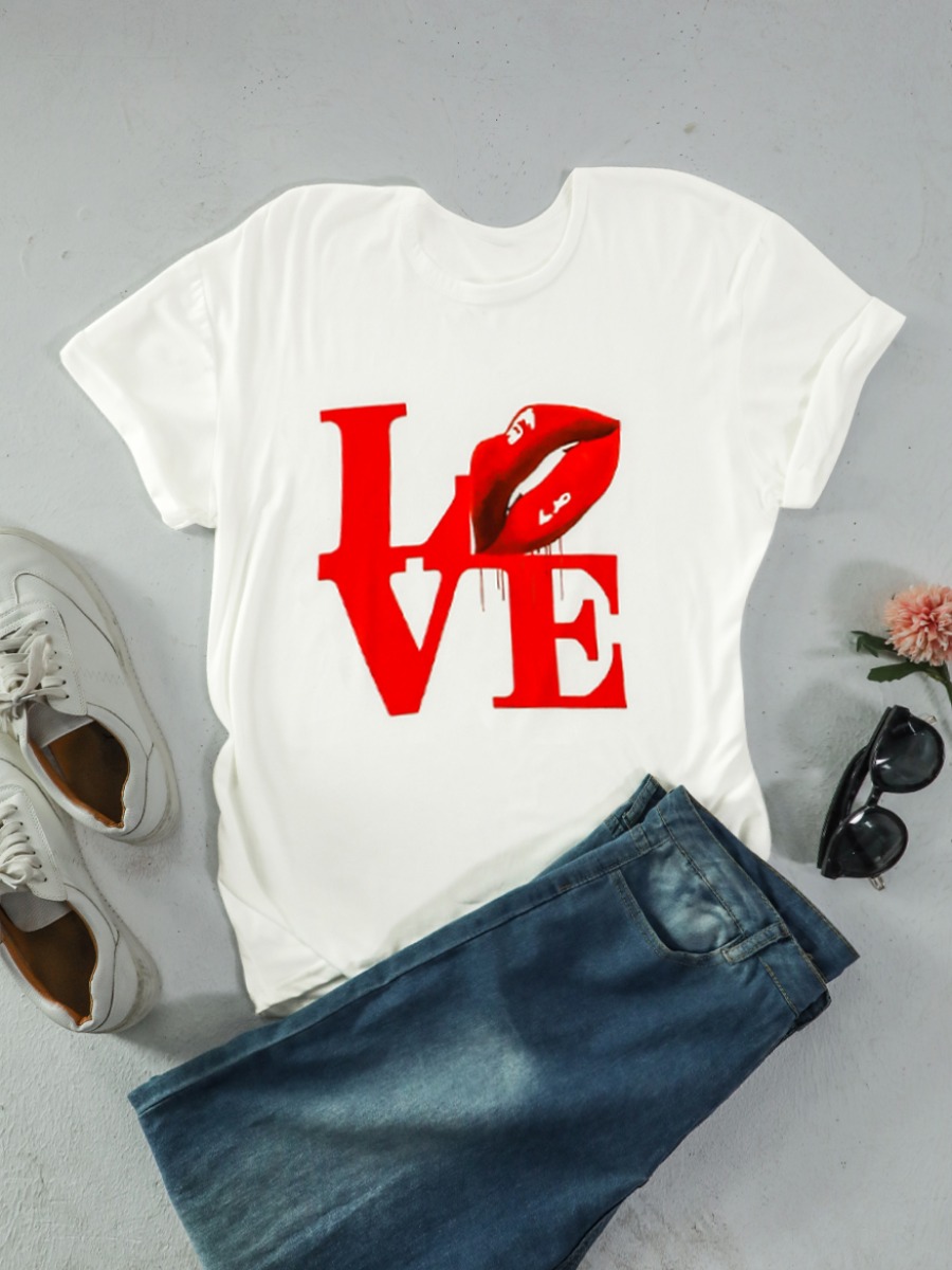 

LW BASICS Plus Size Lip Letter Print T-shirt, White
