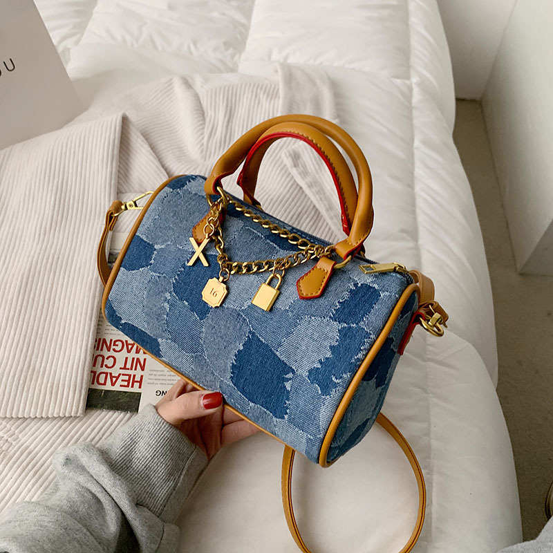 

Lovely Street Metal Accessories Decoration Blue Crossbody Bags