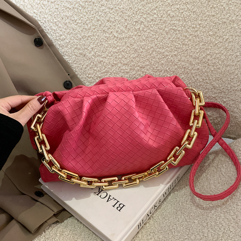 

LW Casual Chain Strap Fold Design Pink Clutch Bag