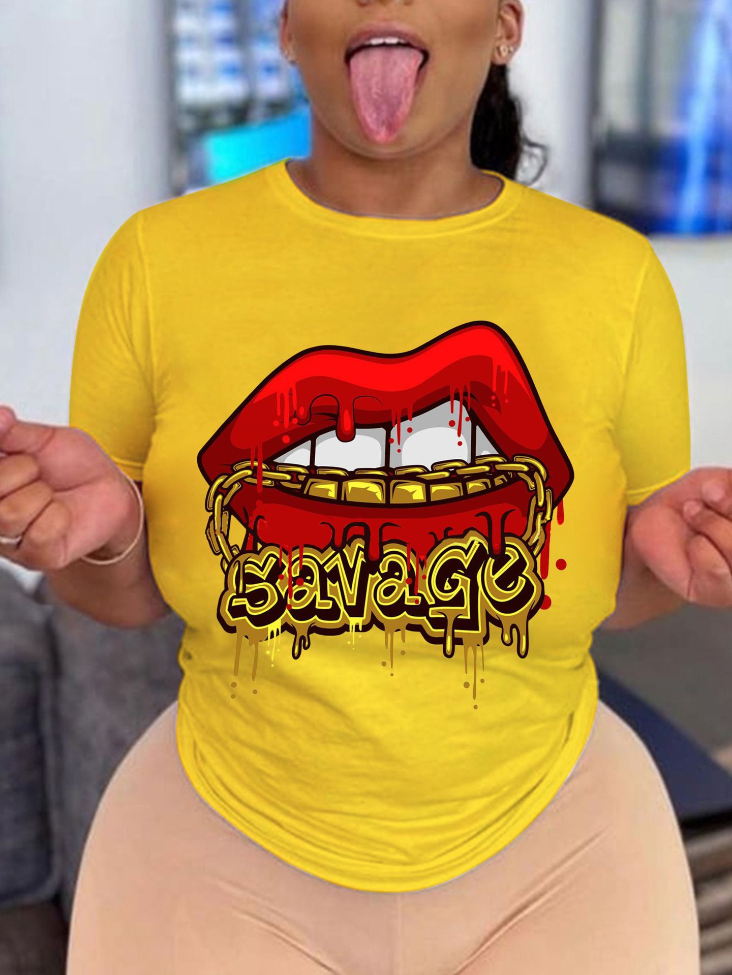 

Lovely Casual Lip Letter Print Yellow Plus Size T-shirt