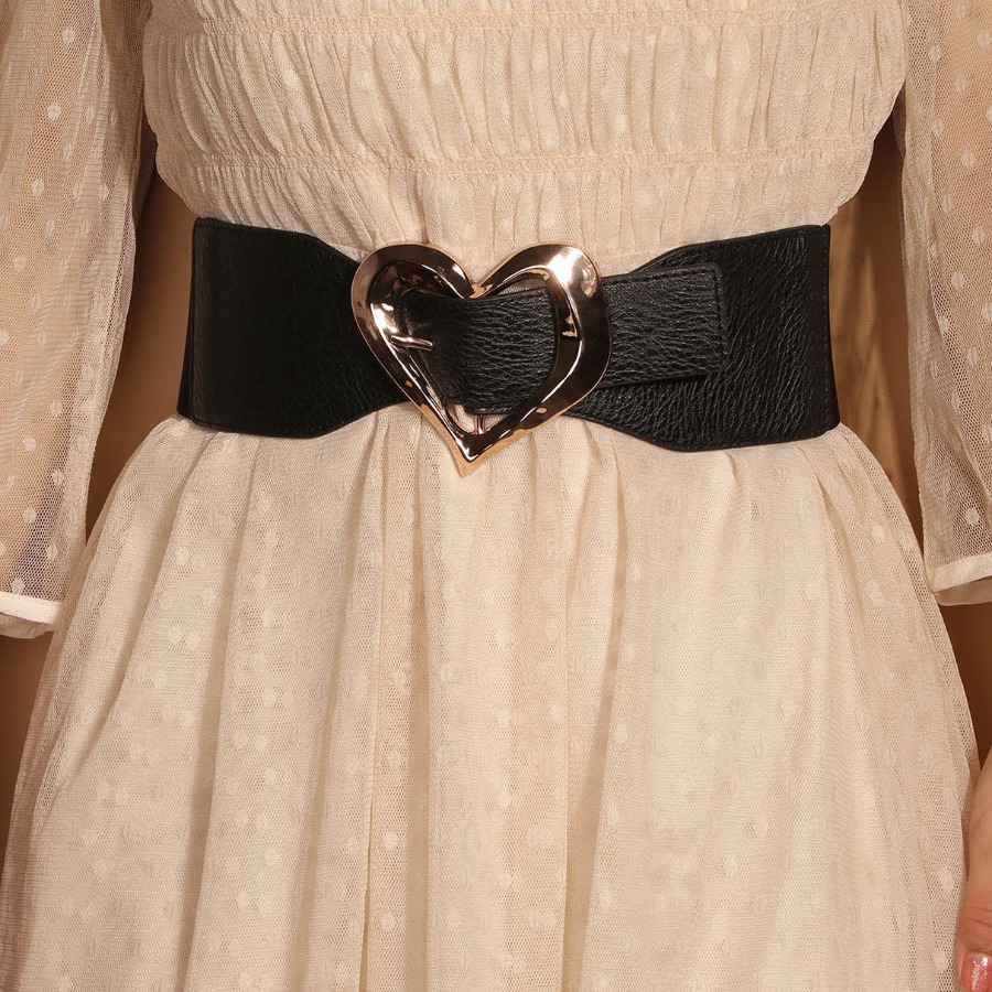

LW Street Heart-shaped Buckle Black Belt