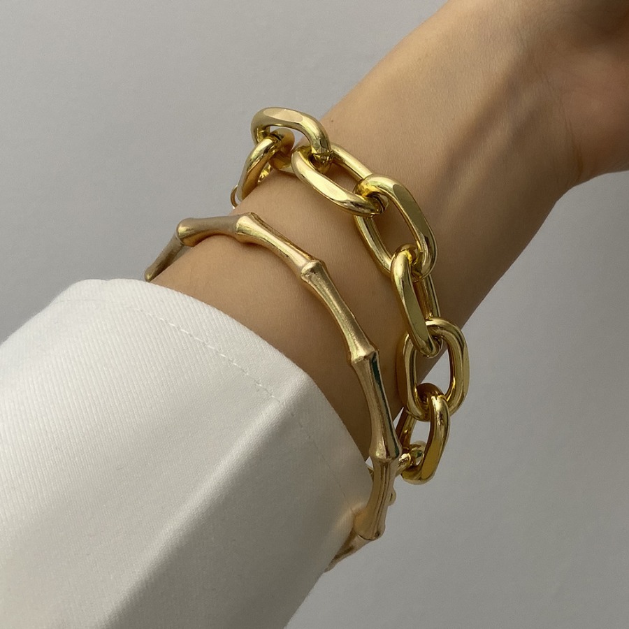 

LW Casual Coin Decoration Gold Bracelet
