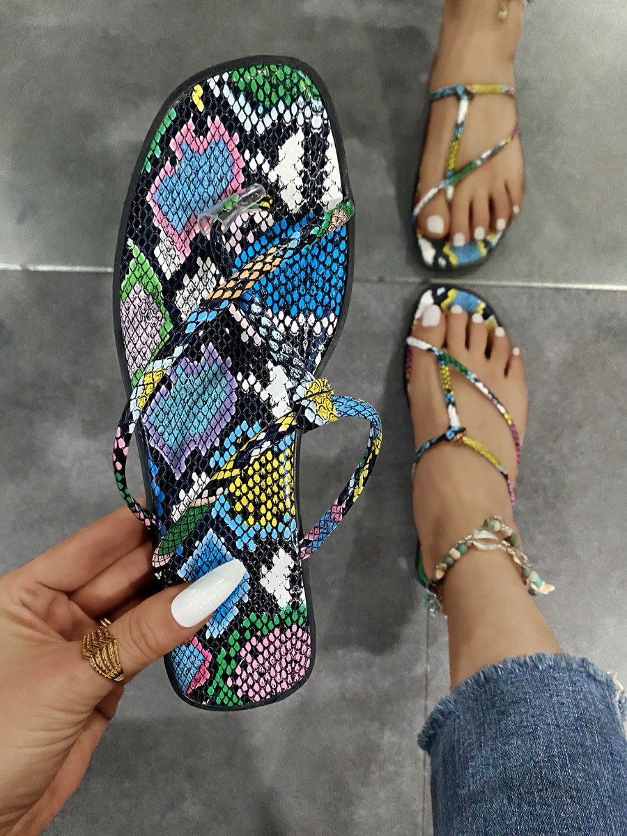 

LW Casual Animal Print Strappy Multicolor Slippers, Multi