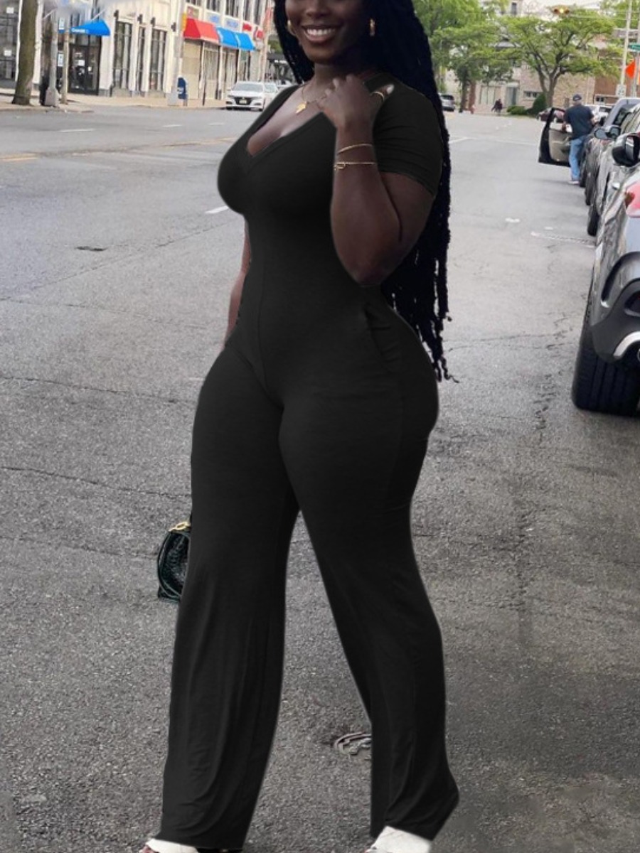 

Lovely Plus Size Casual V Neck Pocket Design Black One-piece Jumpsuit