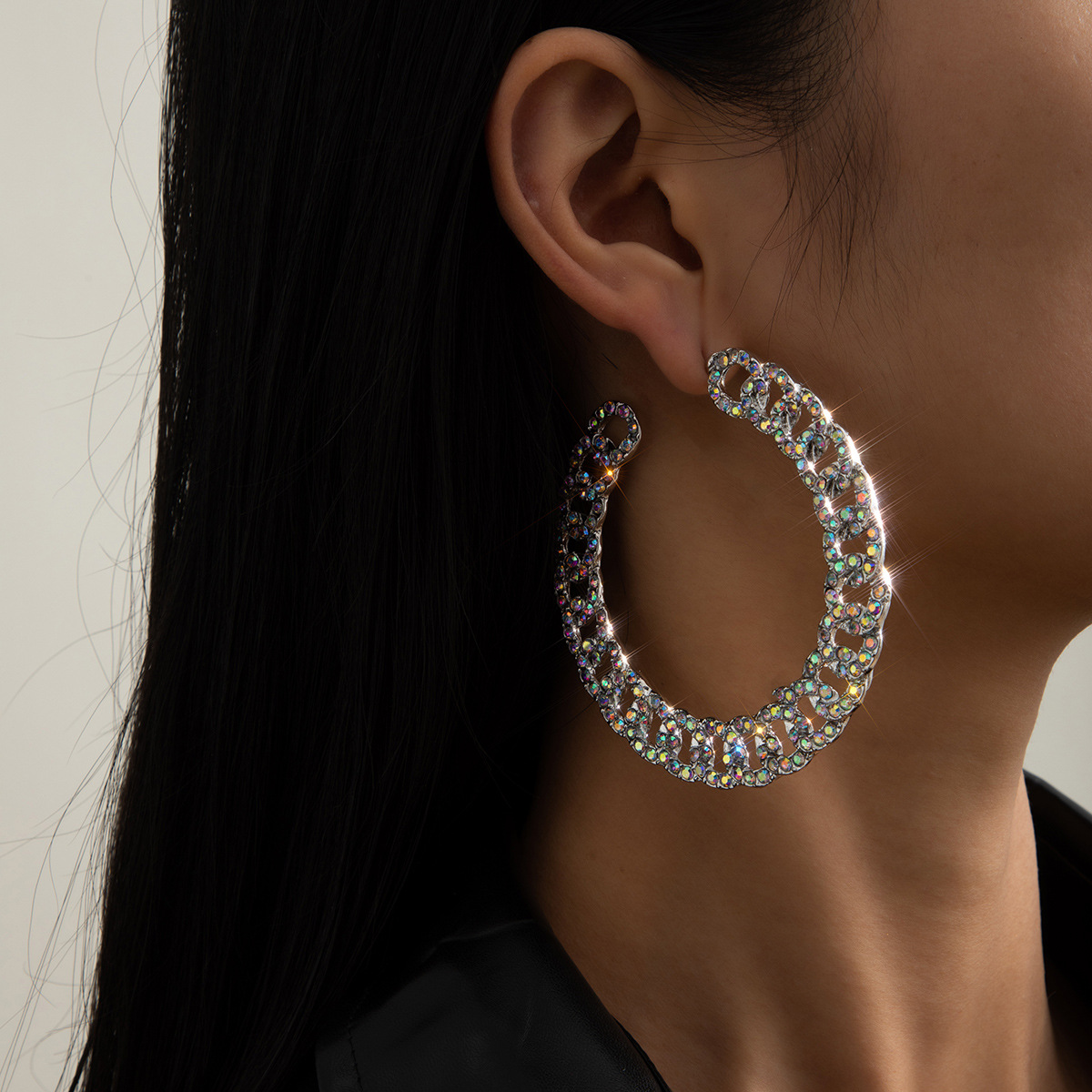

Lovely Casual Sequined Silver Earring