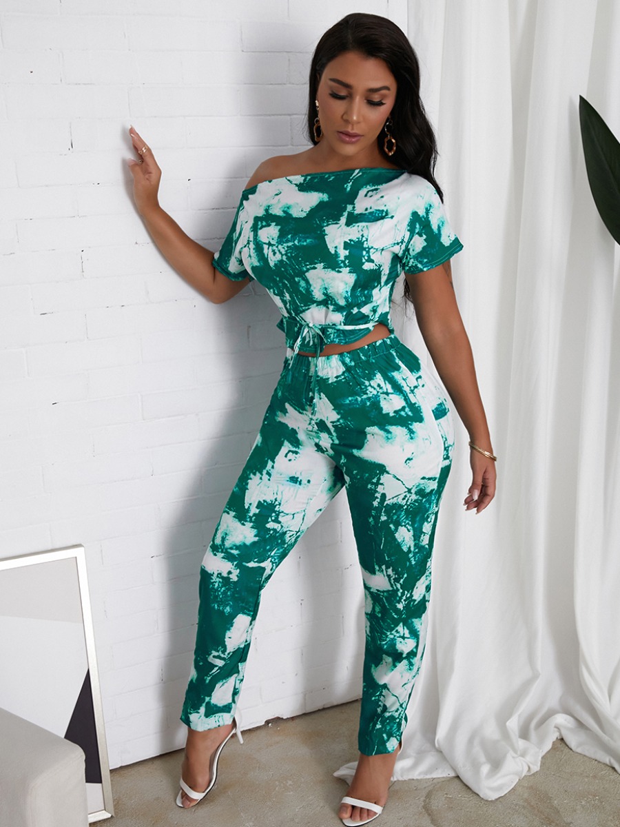 

Lovely Casual Tie-dye Front Twist Green Two Piece Pants Set