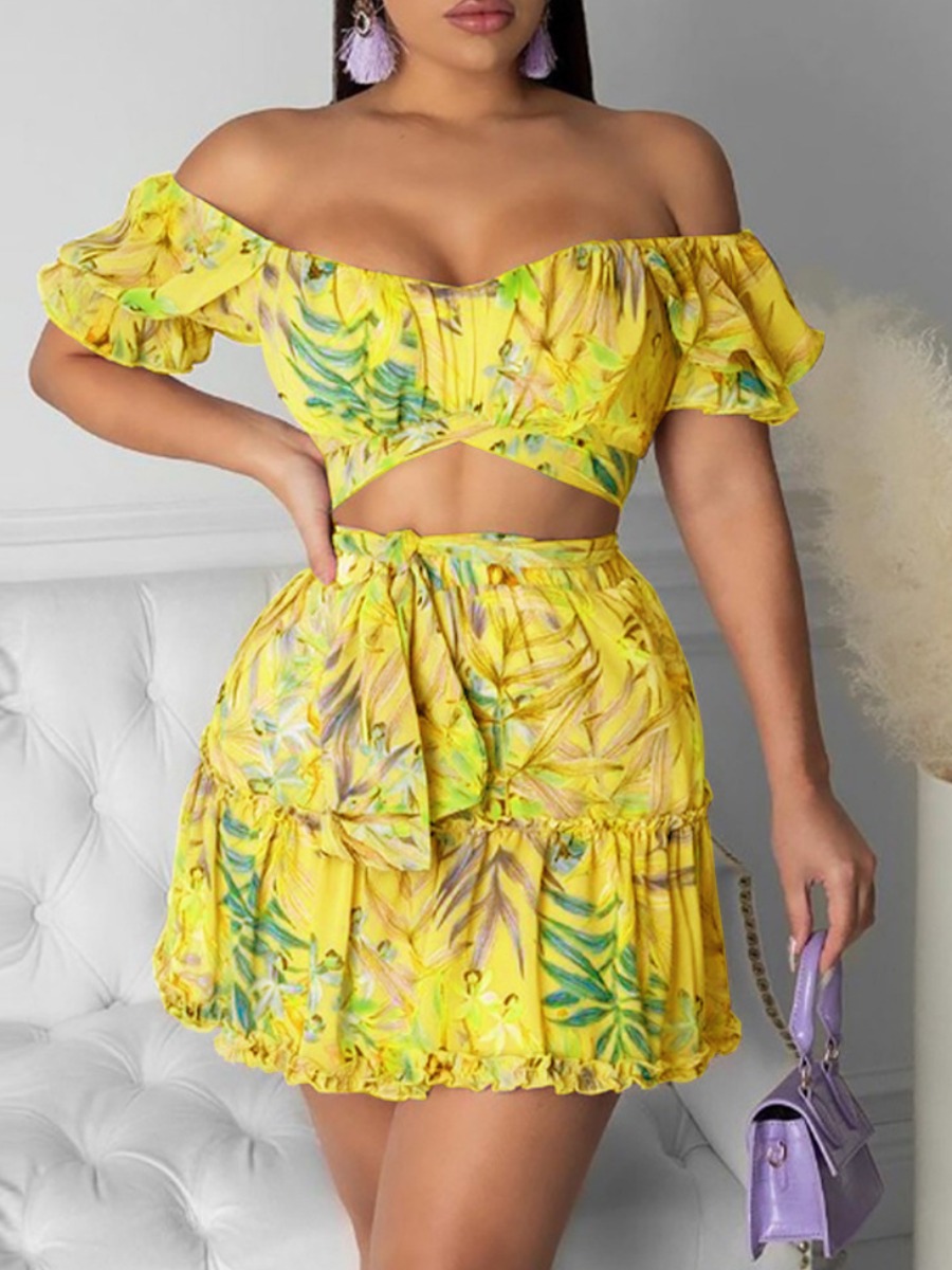 Lovely Sweet Floral Print Ruffle Design Yellow Two Piece Skirt Set