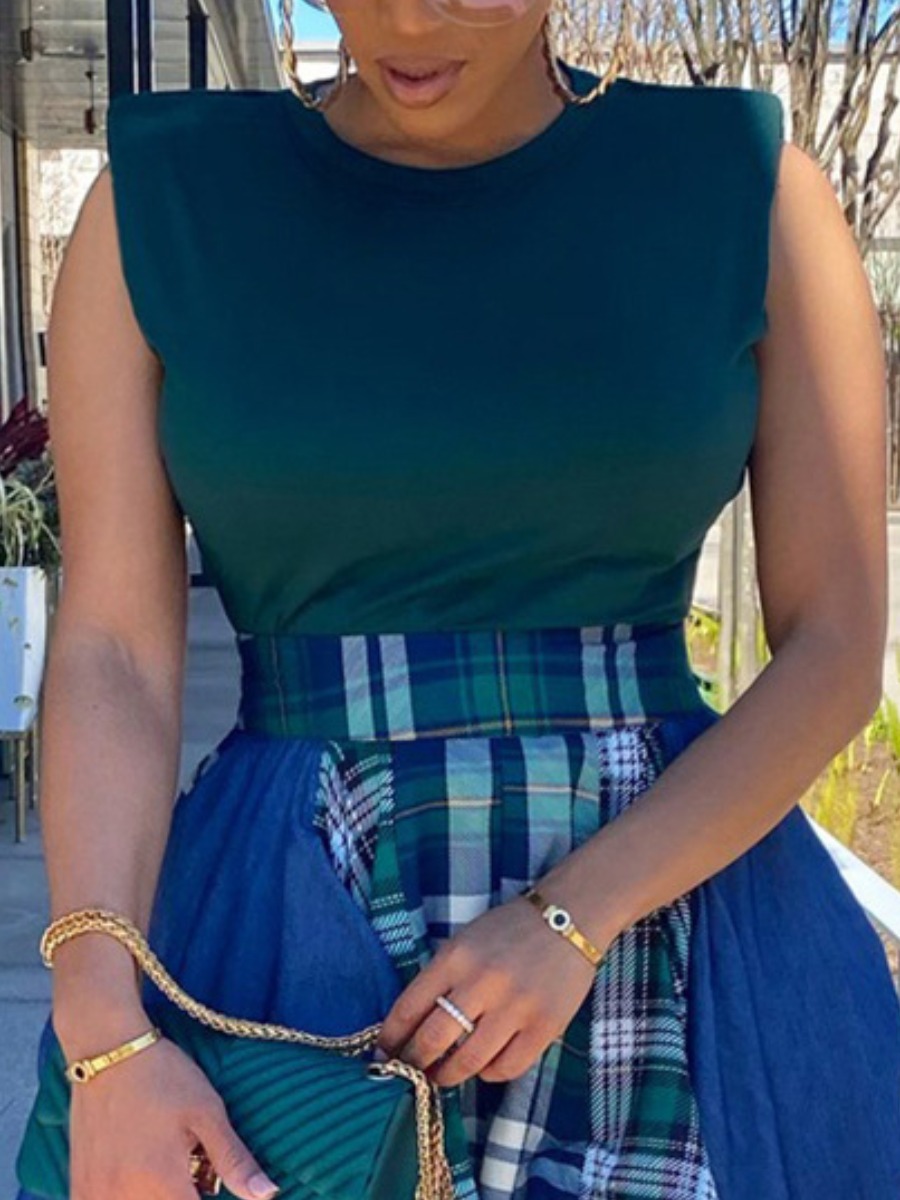 

Lovely Casual Round Neck Skinny Black Green Camisole