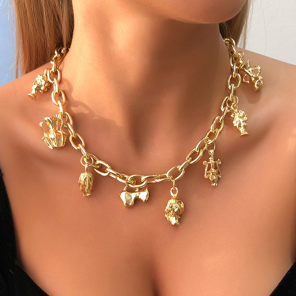 

LW Lampstand Hip Flask Decoration Necklace, Gold