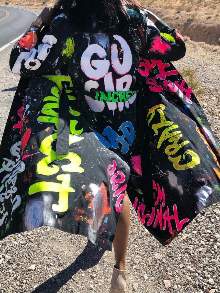 

LW Graffiti Print Pocket Design Trench Coat, Black