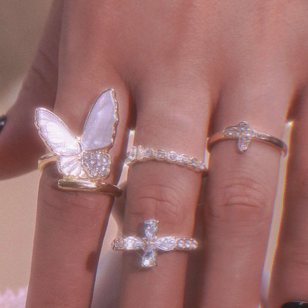 

LW 4-piece Butterfly Decoration Ring, Gold