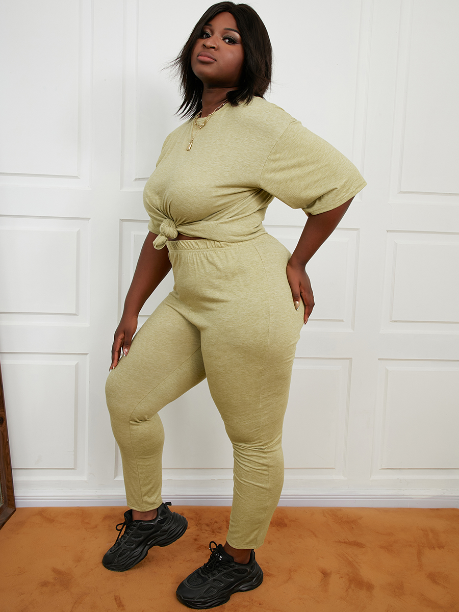 

LW Plus Size Round Neck High-waisted Pants Set, Light green