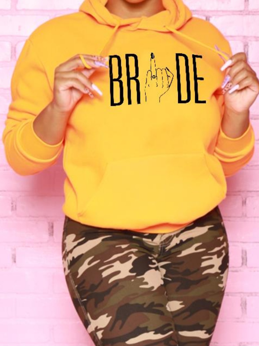 

LW BASICS Letter Print Kangaroo Pocket Hoodie, Yellow