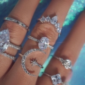 LW Oval-shaped Moon Shiny Ring