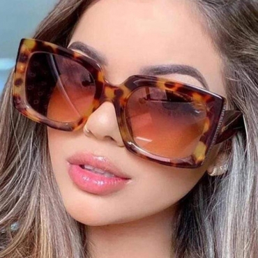

LW Camo Print Sunglasses, Brown