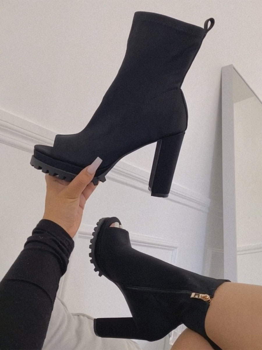 LW Minimalist Round-toe Boots