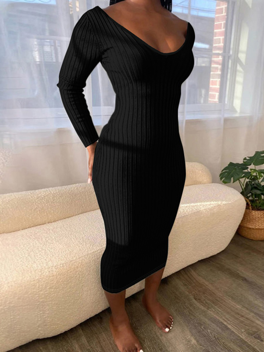 

LW BASICS V Neck Rib-Knit Bodycon Dress, Black