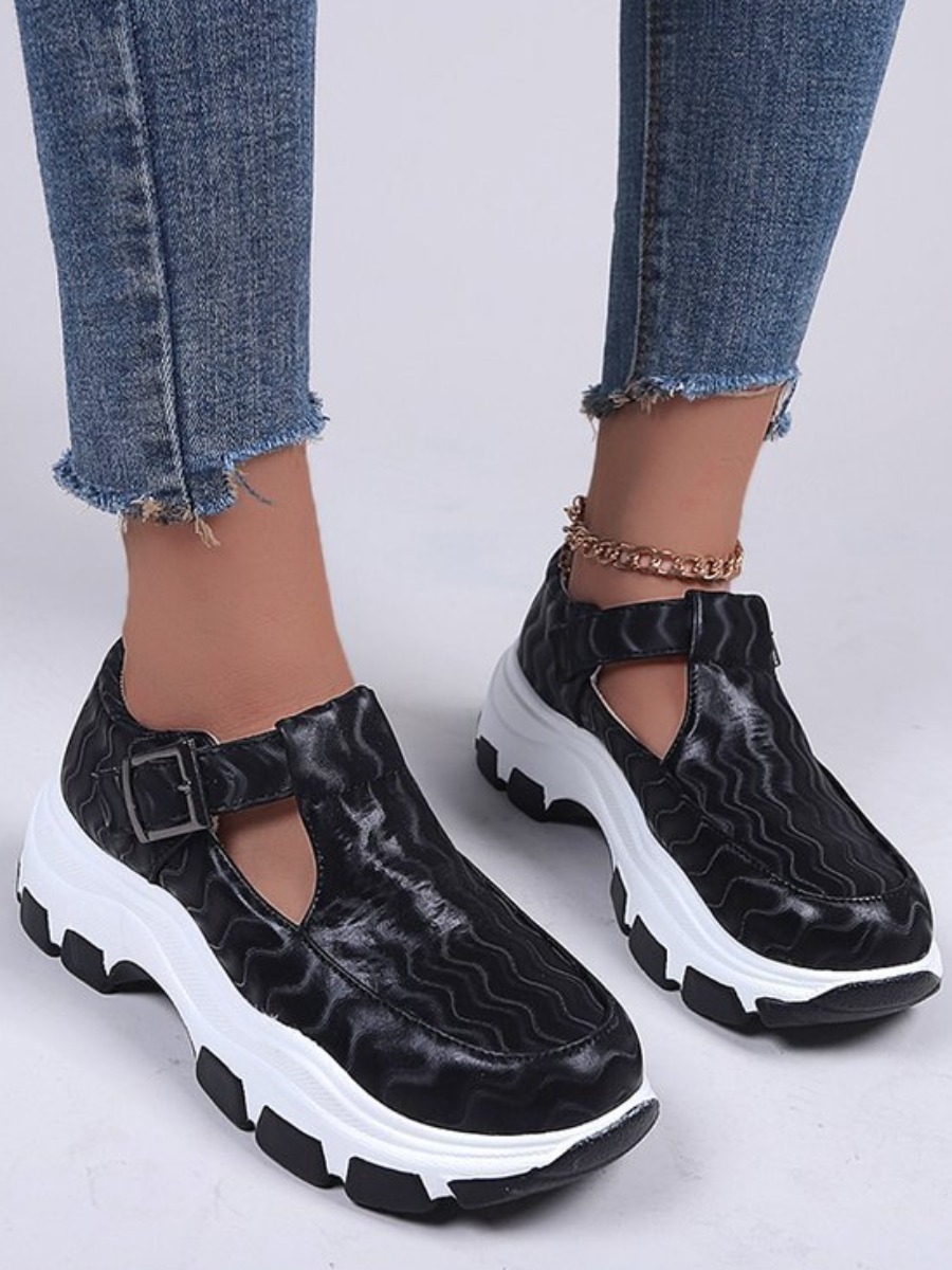 

LW Buckle Design Platform Shoes, Black