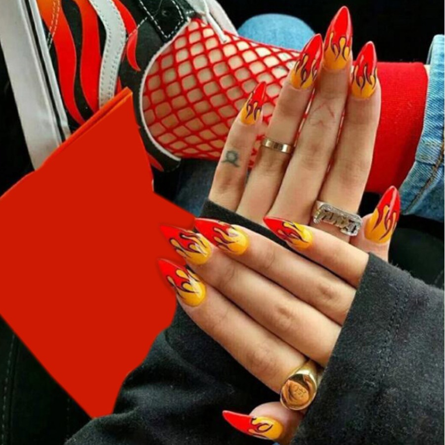 

LW Flame Print Basic Fake Nail, Red