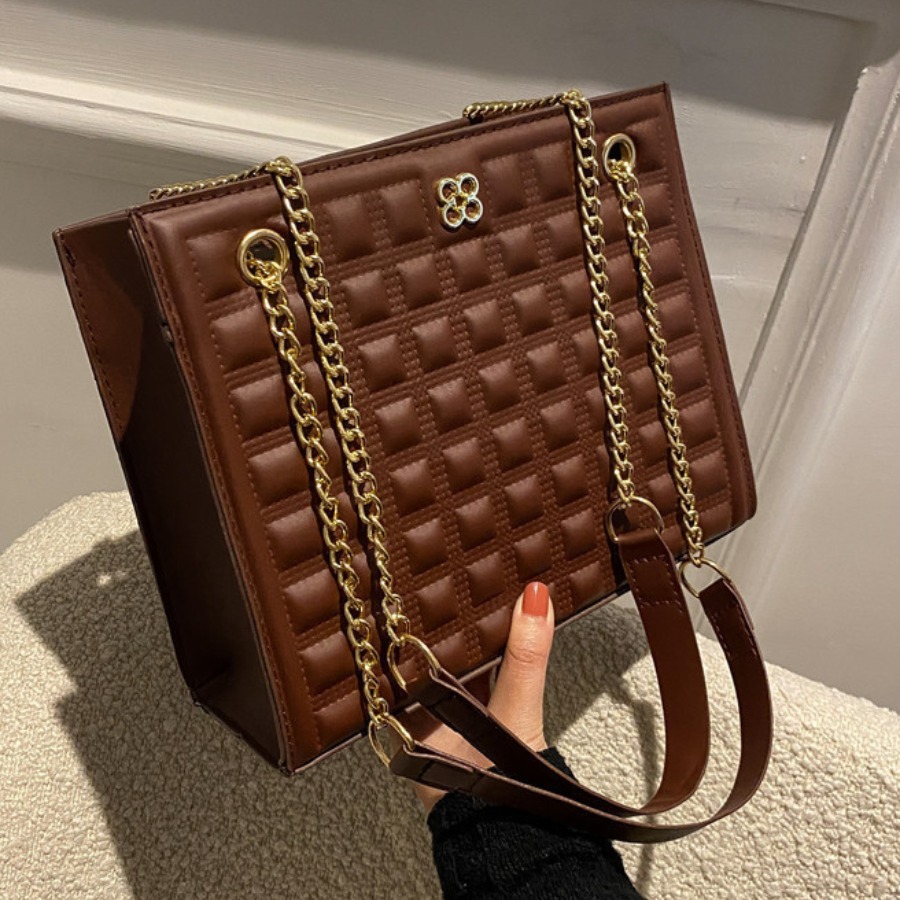 

LW Chocolate Bar Chain Strap Shoulder Bag, Brown