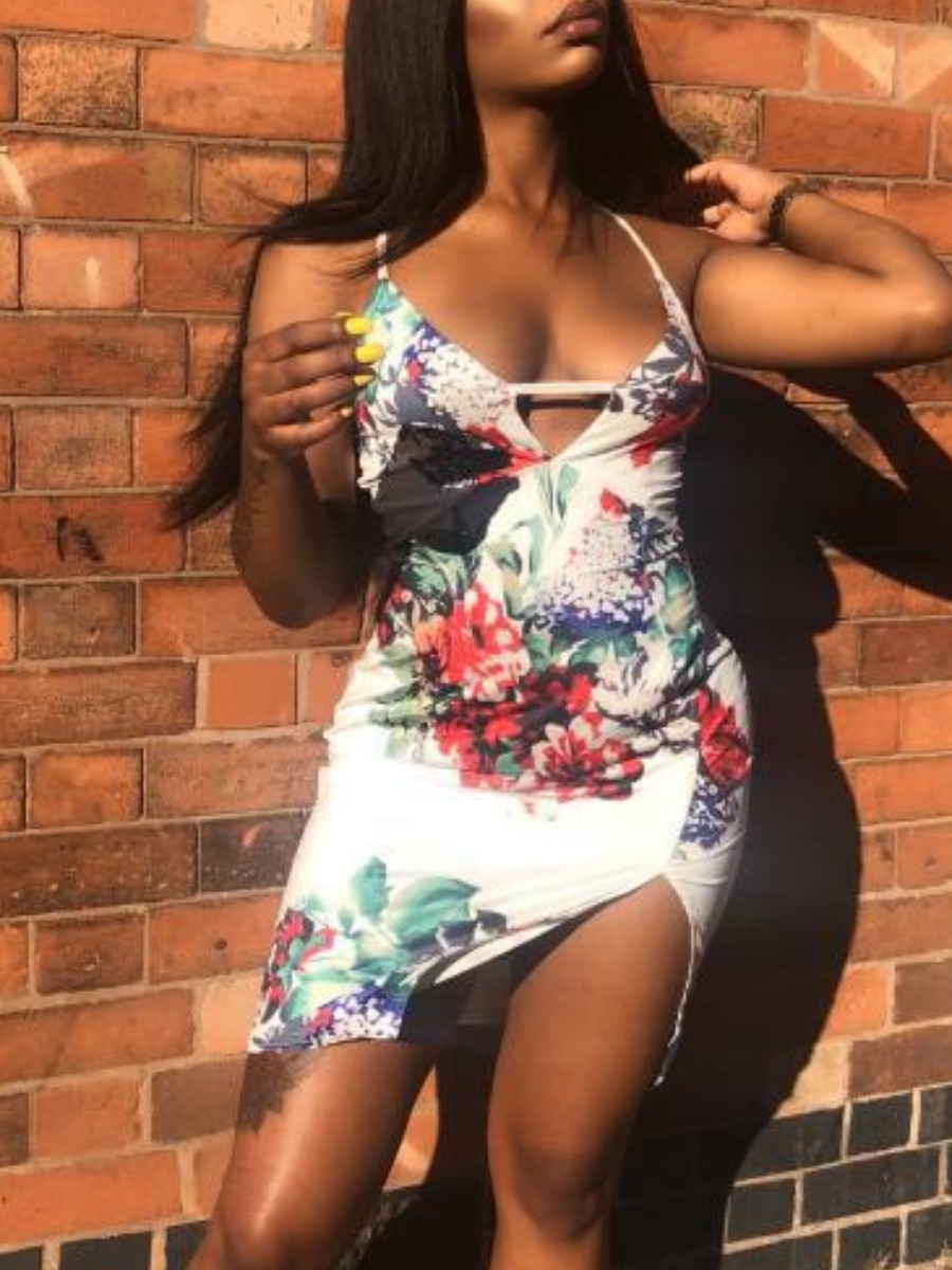 

LW SXY Floral Print Cut Out Split Bodycon Dress, White