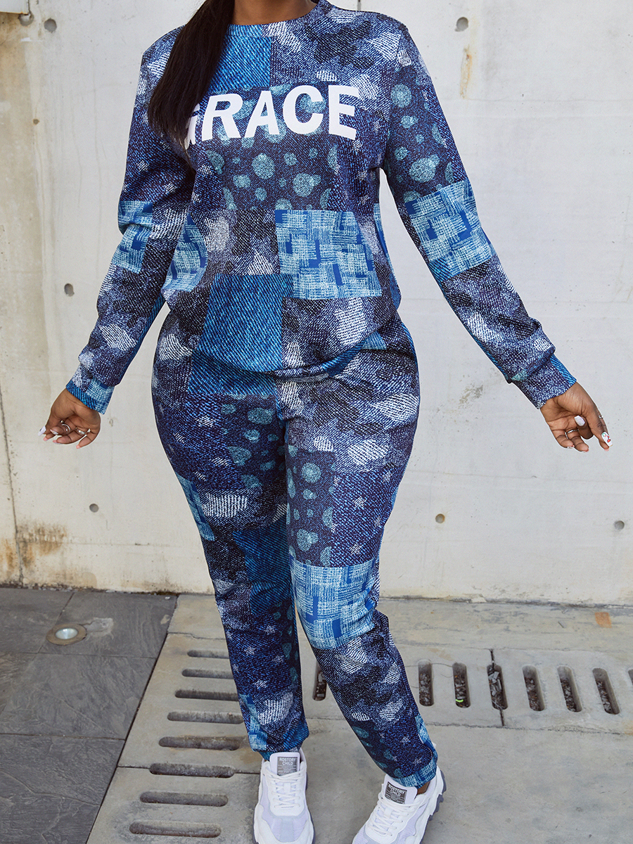 LW Letter Print Regular Fit Pants Set