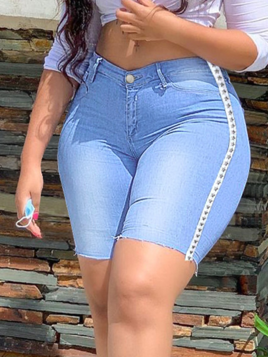 

LW High Stretchy Raw Edge Denim Shorts, Baby blue