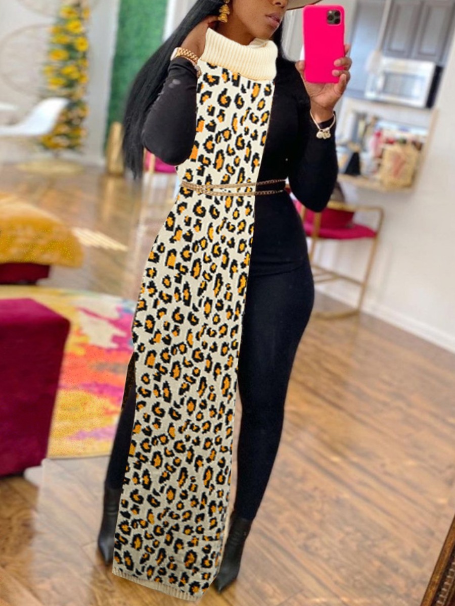 

LW SXY Leopard Print Sweater Dress