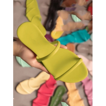 

LW Basic Solid Slippers, Yellow