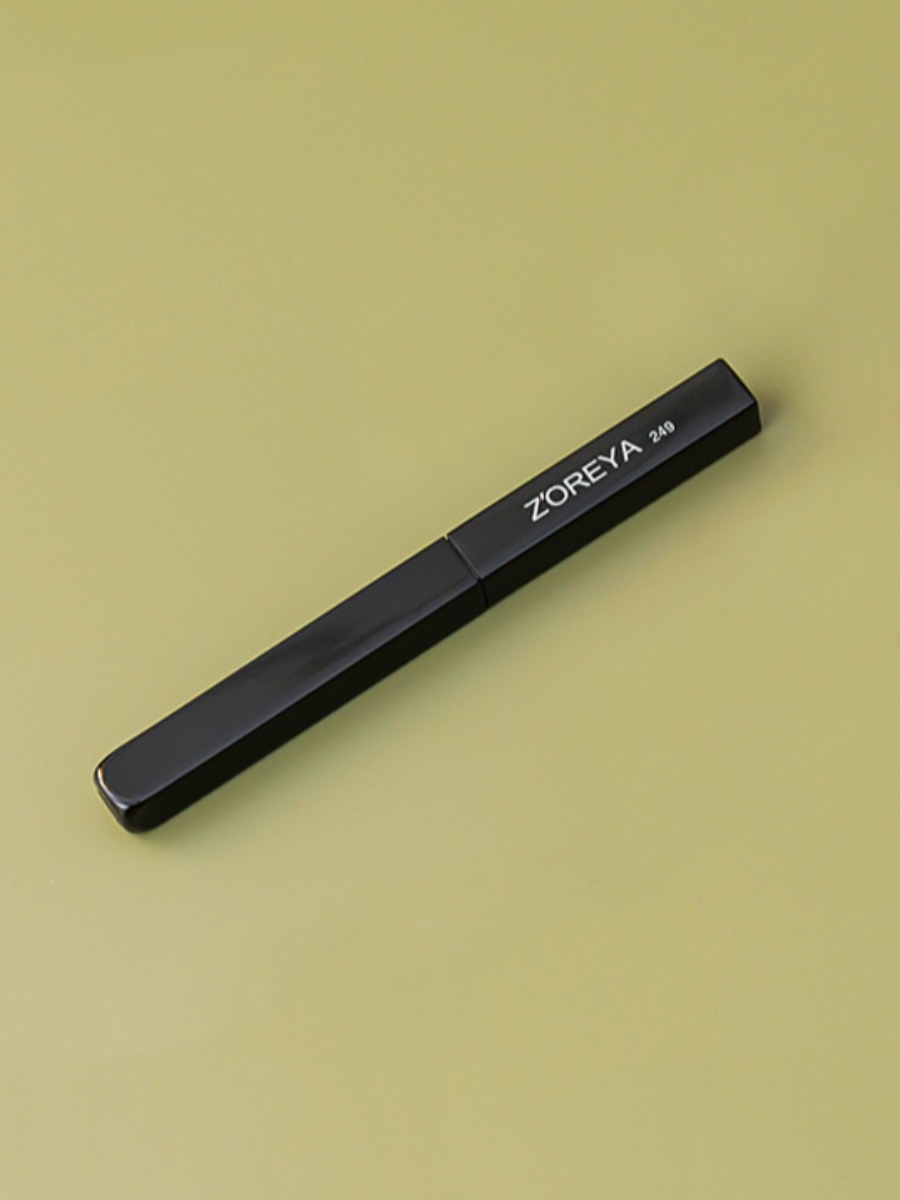 

LW Portable Makeup Brush, Black