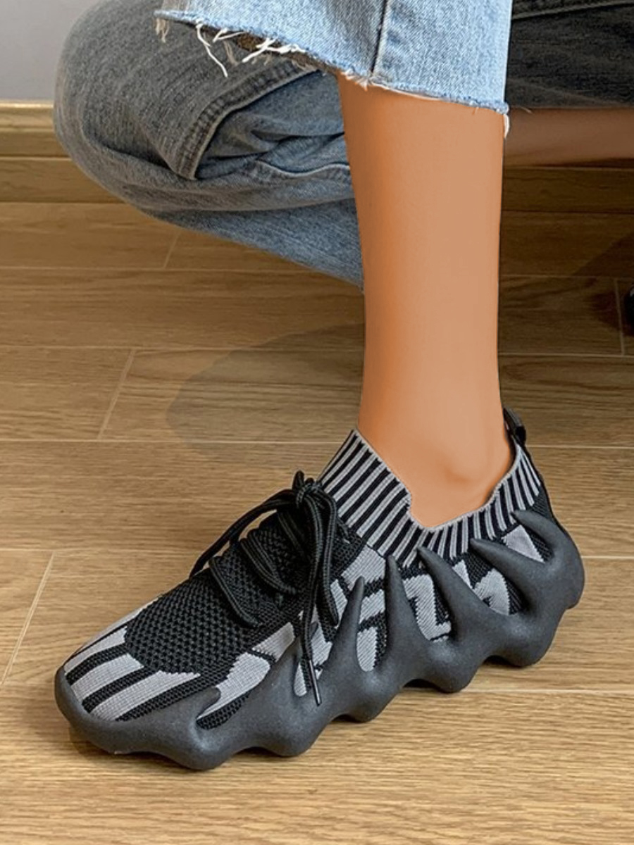 

LW Striped Breathable Sneakers, Grey black