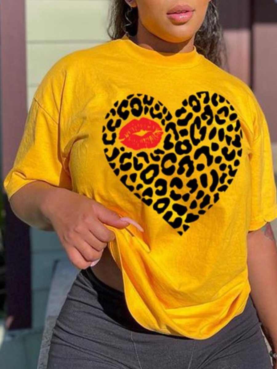 

LW Plus Size Leopard Lip Print T-shirt, Yellow