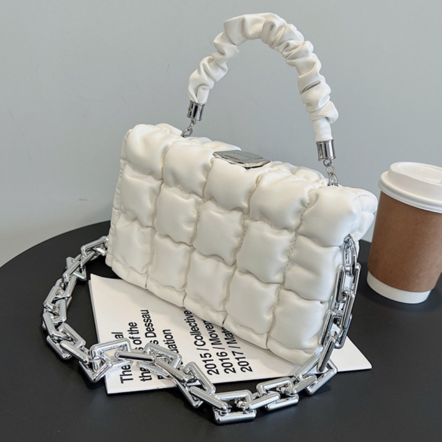 

LW Plaid Pattern Chain Strap Messenger Bag, White