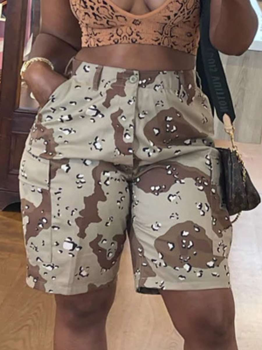 

LW Mid Waist Camo Print Stretchy Shorts