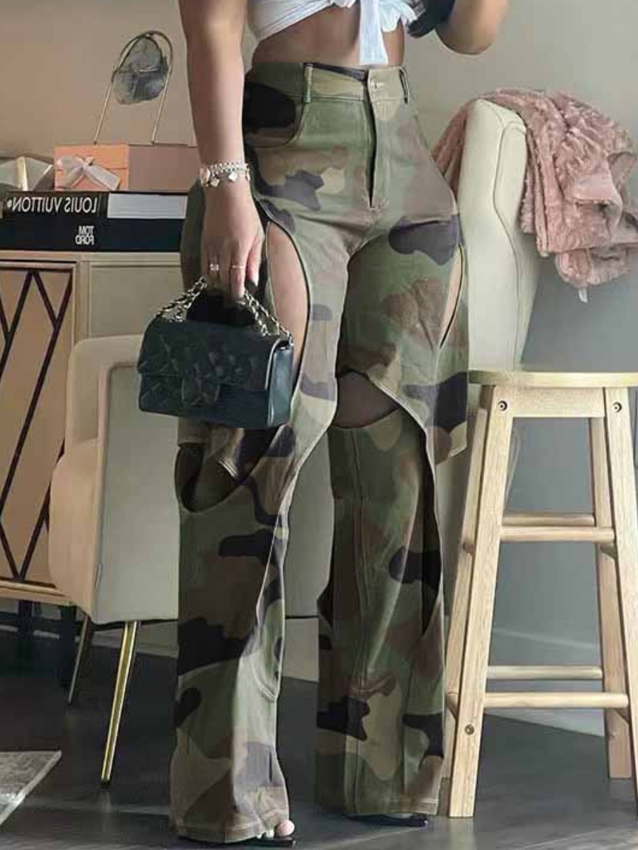 LW Camo Print Cut Out Wide Leg Cargo Pants