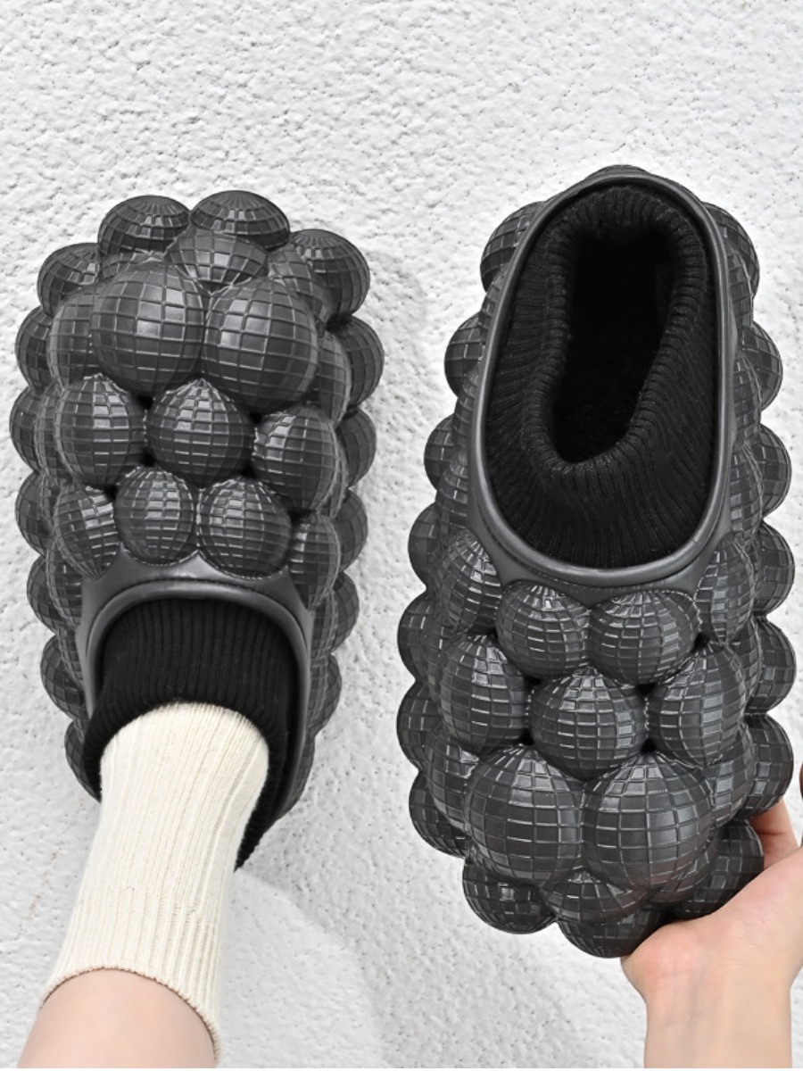 LW Peanut Decor Bubble Booties