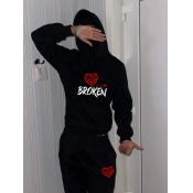 LW Men Heart Letter Print Kangaroo Pocket Tracksui